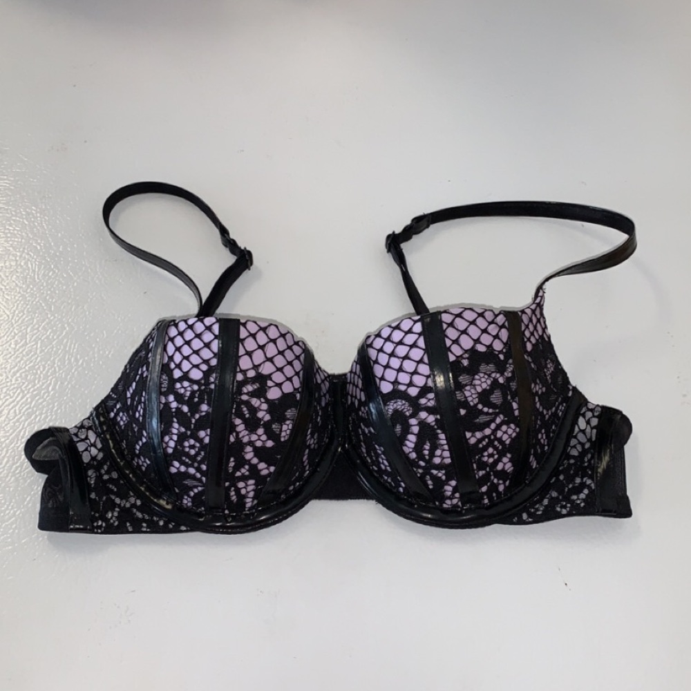 Victoria secret Liliac laced black push up